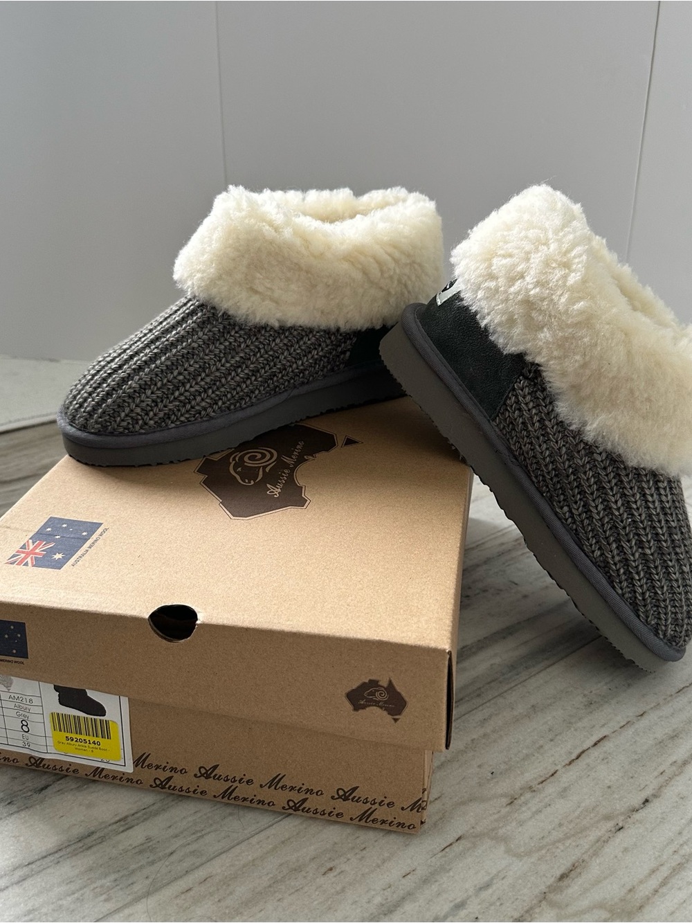 Knit Wool Ankle Slipper Boot with Cream Fur Collar - Grey
